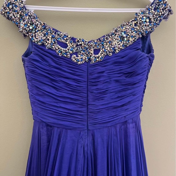 Mac Duggal Prom/Pageant Blue Dress - Picture 3 of 4